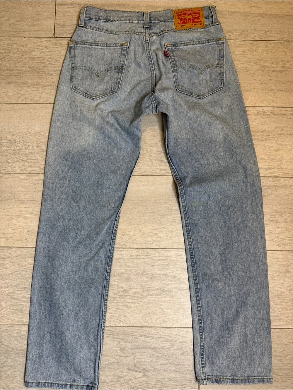 Levi’s 505 Regular Fit Straight Leg Jeans Light Wash Denim Men’s Size 30x30 EUC